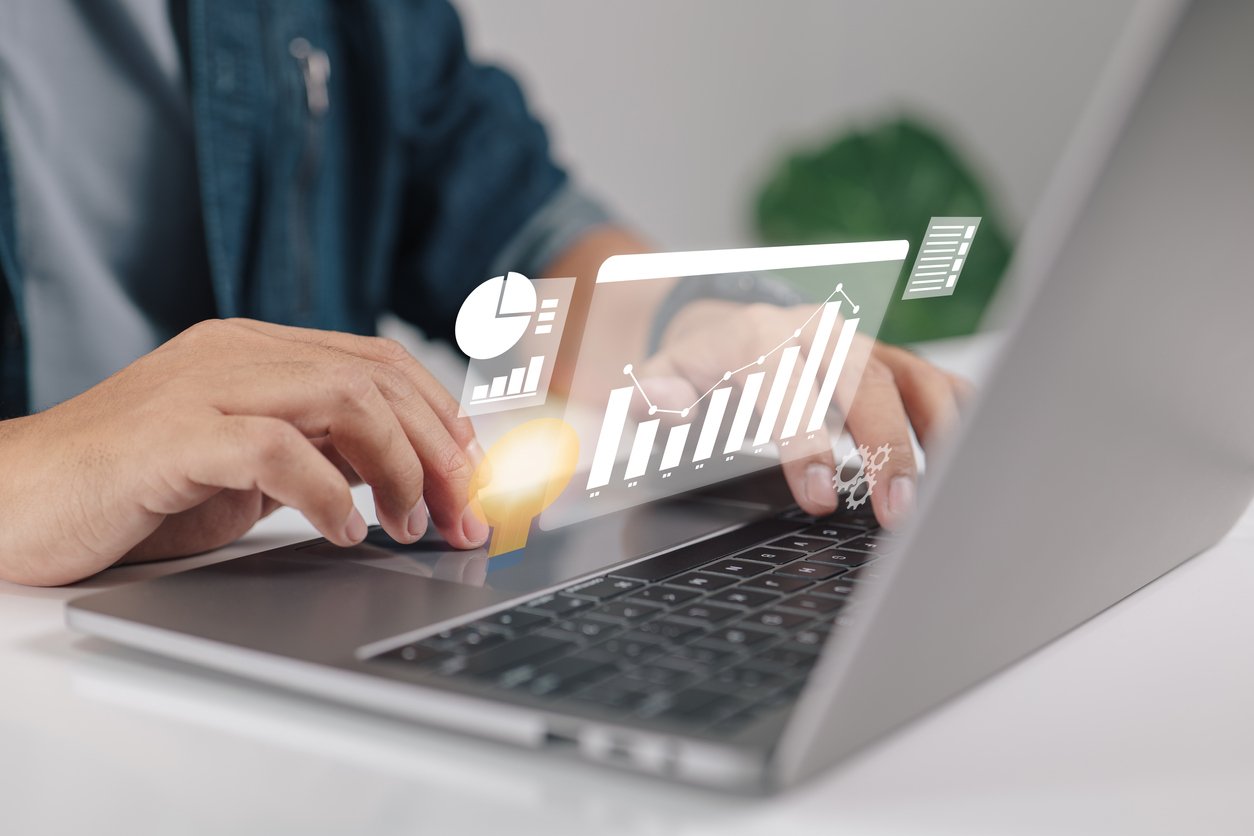 Microsoft E5 License Explained [Features, Benefits & Cost]